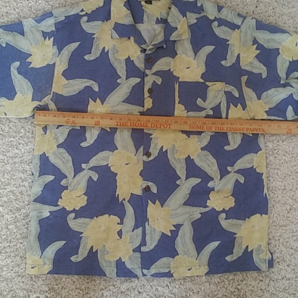 Tommy Bahama Silk Shirt - Picture 4 of 7